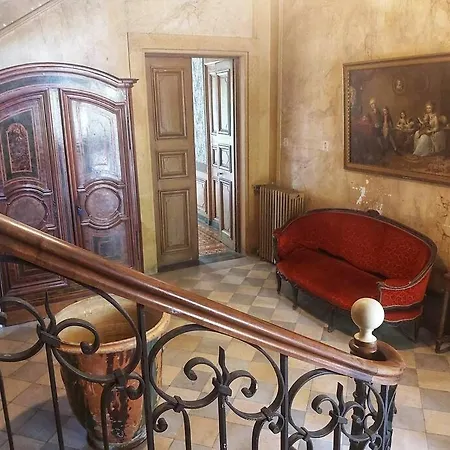 Chateau De Barral